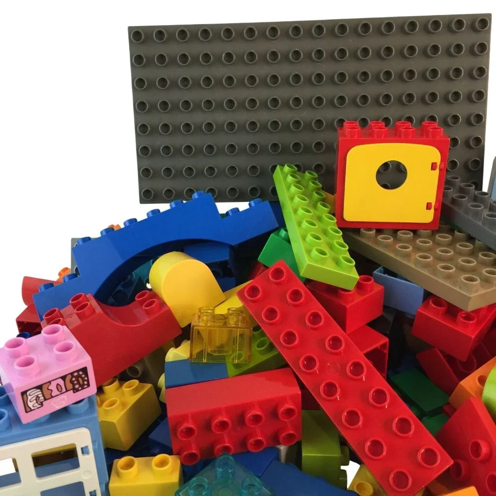 Lego Duplo Building Blocks Lot 190+ Pcs Base Plate Face Eyes Steak Fence‎ Chair